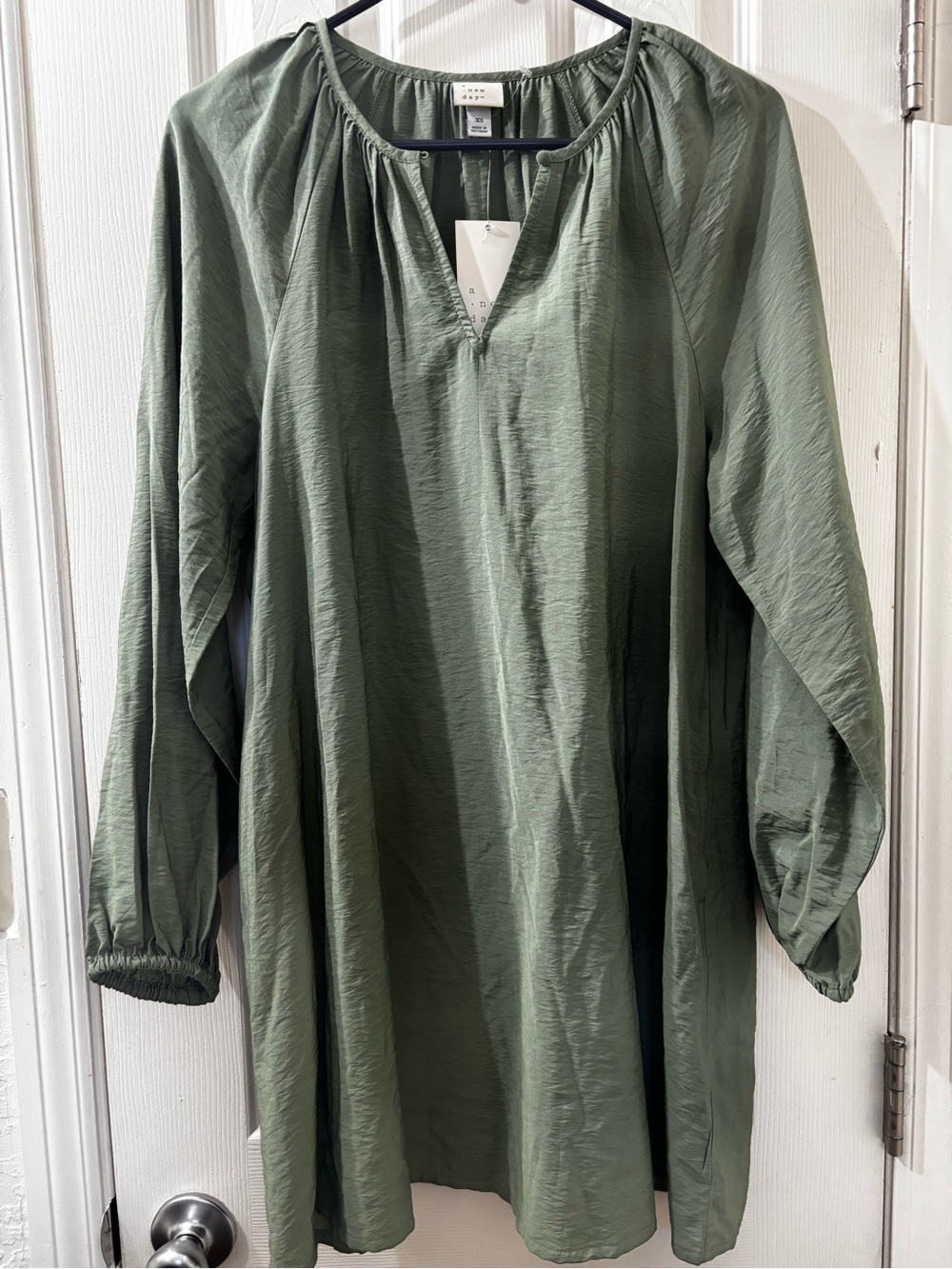 a new day Olive Green Long Sleeve Tunic  dress will fit a medium also